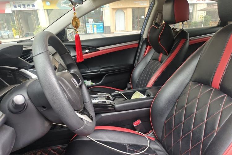 Used Honda Civic 2016 220TURBO CVT Luxury Edition Left Front Seat