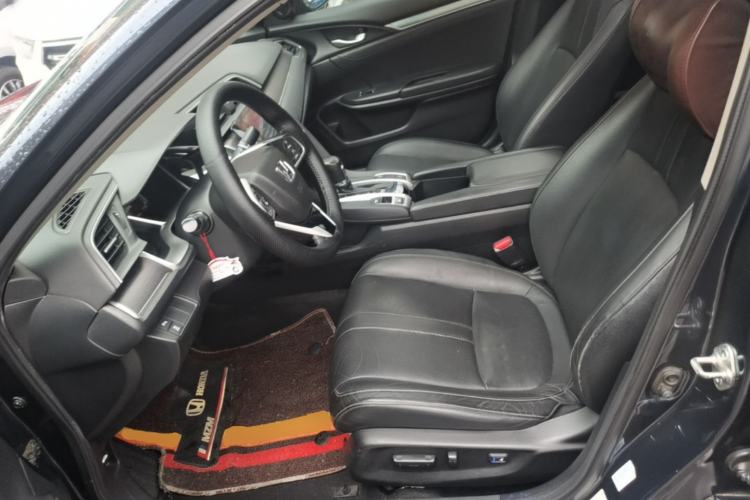 Used Honda Civic 2016 220TURBO CVT Prestige Edition Left Front Seat