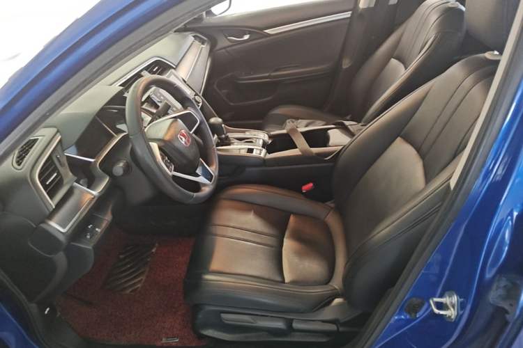 Used Honda Civic 2016 220TURBO CVT Luxury Edition Left Front Seat