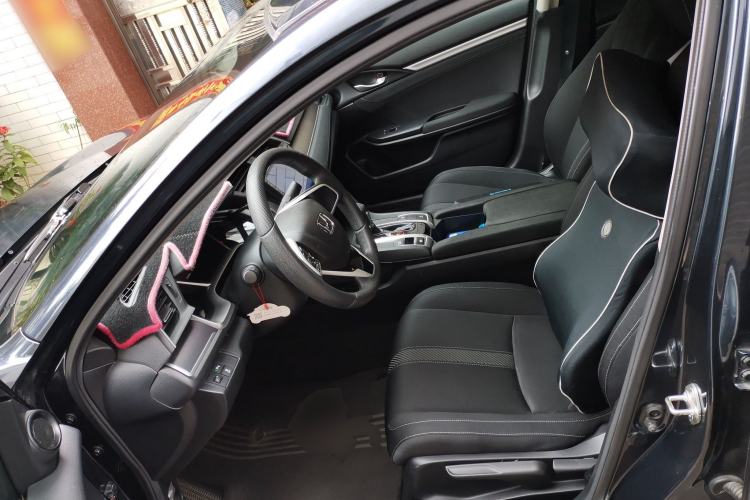 Used Honda Civic 2016 220TURBO CVT Luxury Edition Left Front Seat