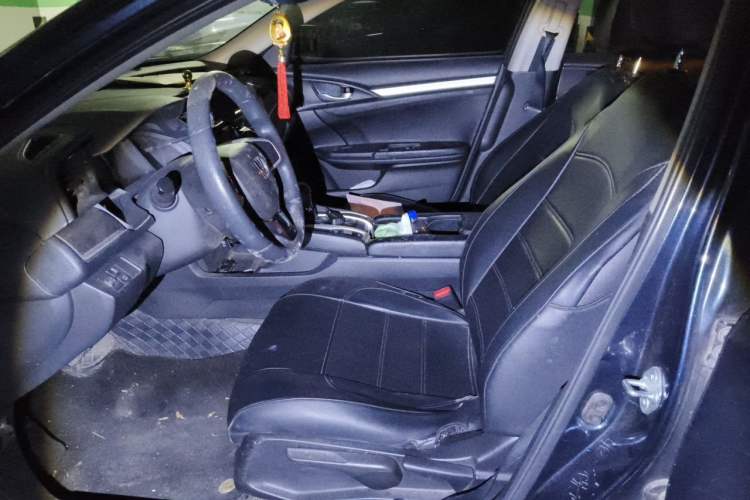 Used Honda Civic 2016 180TURBO CVT Comfort Version Left Front Seat