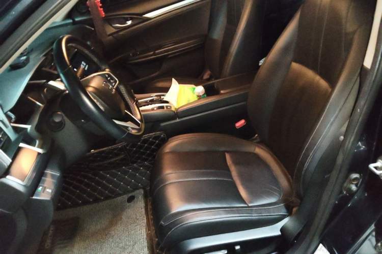 Used Honda Civic 2016 220TURBO CVT Prestige Edition Left Front Seat