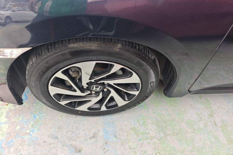 Used Honda Civic 2016 220TURBO CVT Luxury Edition Left Front Wheel Hub