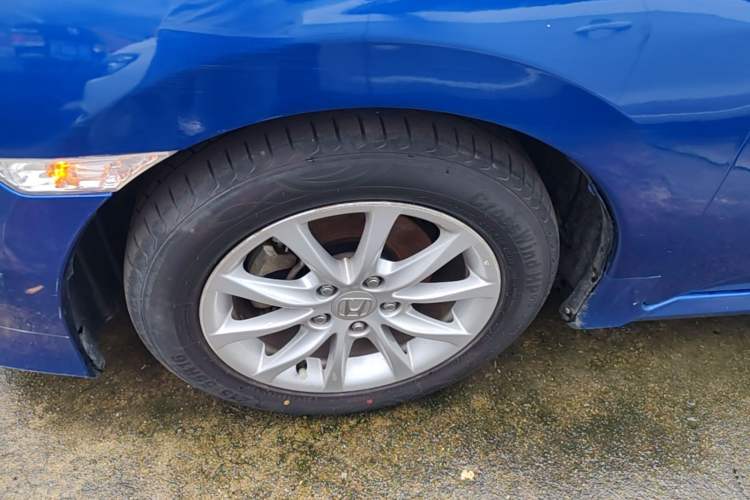 Used Honda Civic 2016 180TURBO CVT Comfort Version Left Front Wheel Hub