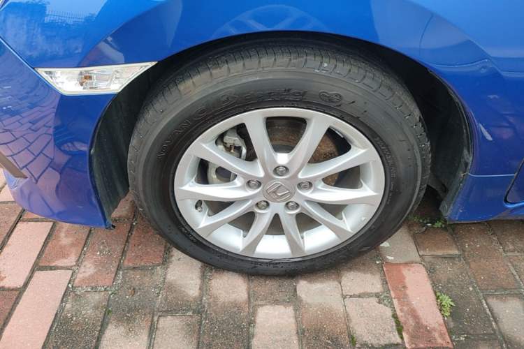 Used Honda Civic 2016 180TURBO CVT Comfort Version Left Front Wheel Hub