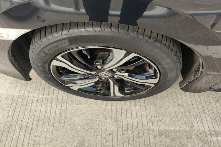 Used Honda Civic 2016 220TURBO CVT Prestige Edition Left Front Wheel Hub