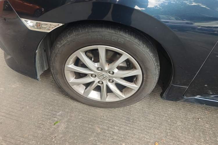 Used Honda Civic 2016 180TURBO CVT Comfort Version Left Front Wheel Hub