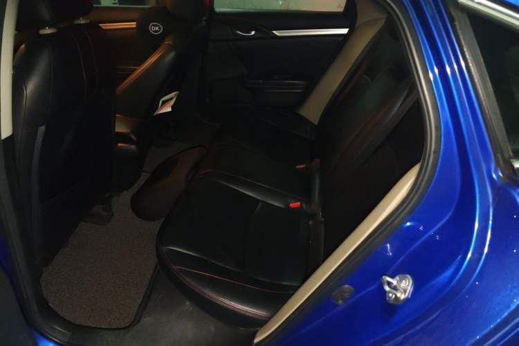 Used Honda Civic 2016 220TURBO CVT Luxury Edition Left Rear Seat