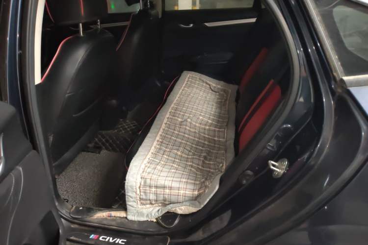 Used Honda Civic 2016 220TURBO Manual Luxury Edition Left Rear Seat