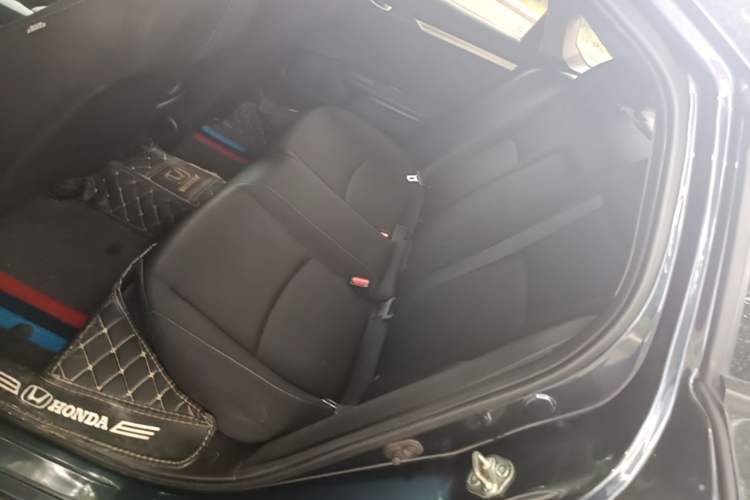 Used Honda Civic 2016 220TURBO CVT Luxury Edition Left Rear Seat