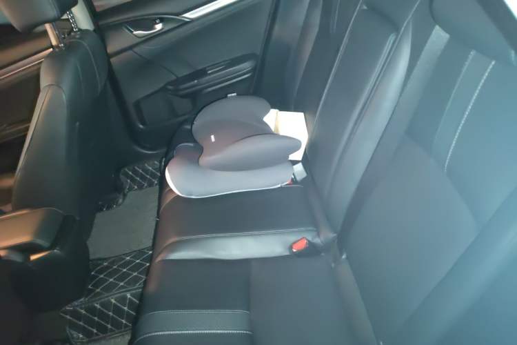 Used Honda Civic 2016 220TURBO CVT Prestige Edition Left Rear Seat