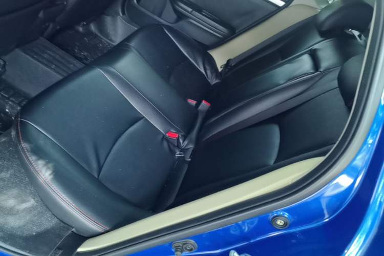 Used Honda Civic 2016 220TURBO CVT Luxury Edition Left Rear Seat