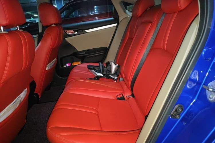 Used Honda Civic 2016 220TURBO CVT Luxury Edition Left Rear Seat