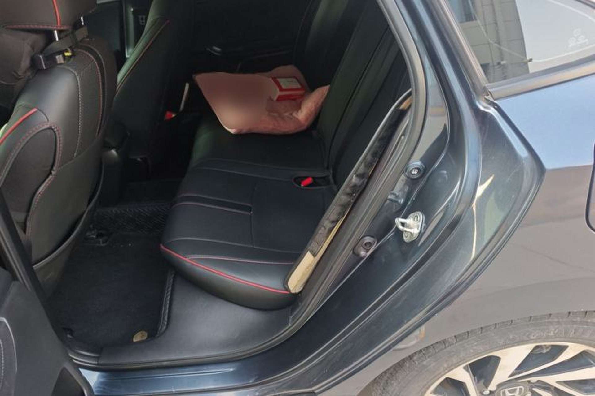 Used Honda Civic 2016 220TURBO CVT Luxury Edition Left Rear Seat