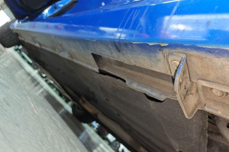Used Honda Civic 2016 220TURBO CVT Luxury Edition Left Side Sill