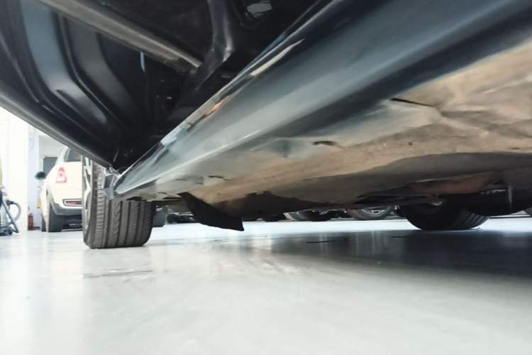 Used Honda Civic 2016 220TURBO CVT Luxury Edition Left Side Sill