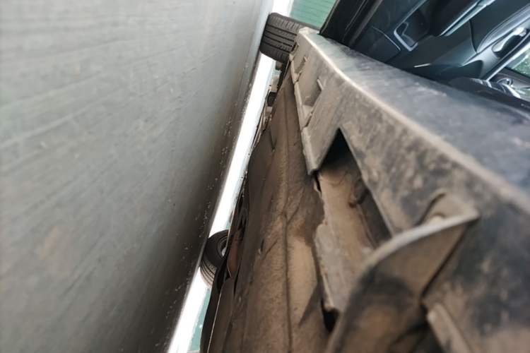 Used Honda Civic 2016 220TURBO CVT Luxury Edition Left Side Sill