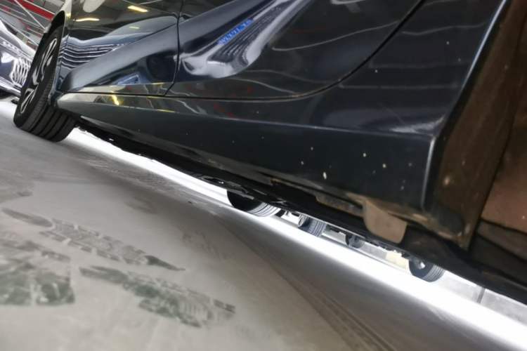 Used Honda Civic 2016 220TURBO CVT Luxury Edition Left Side Sill
