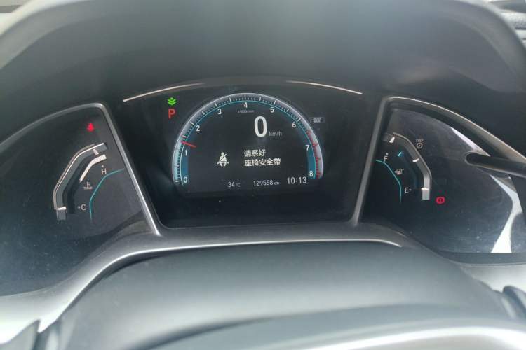Used Honda Civic 2016 220TURBO CVT Luxury Edition Odometer Close Up