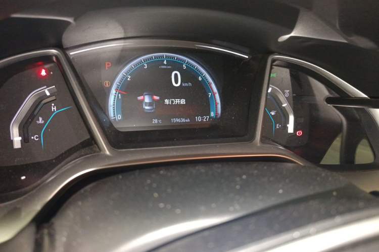 Used Honda Civic 2016 220TURBO CVT Prestige Edition Odometer Close Up