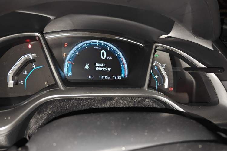 Used Honda Civic 2016 220TURBO CVT Prestige Edition Odometer Close Up