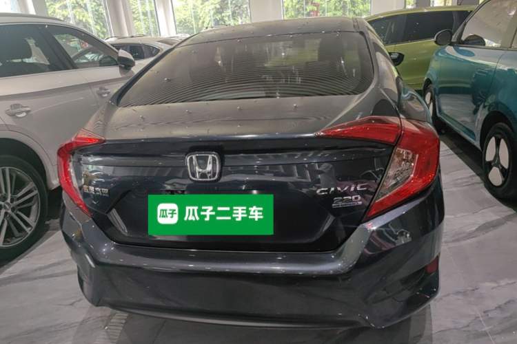 Used Honda Civic 2016 220TURBO CVT Luxury Edition Rear