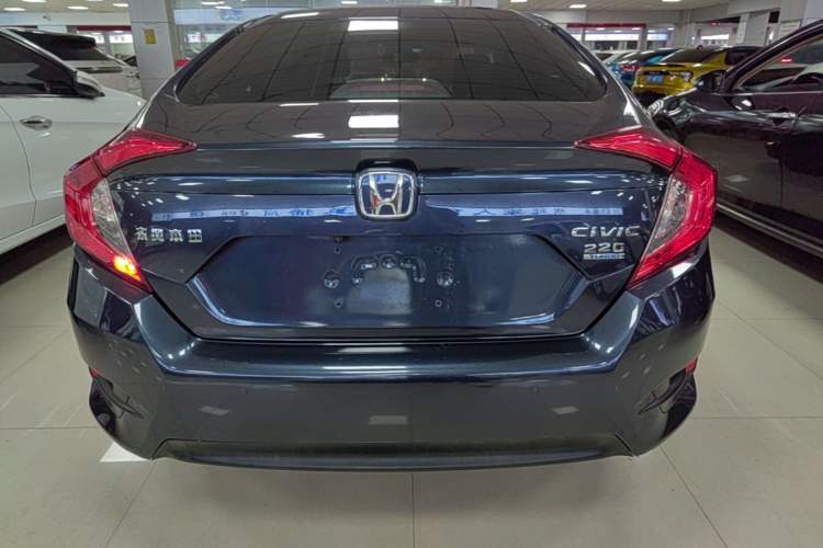 Used Honda Civic 2016 220TURBO CVT Luxury Edition Rear