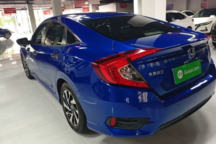 Used Honda Civic 2016 220TURBO Manual Luxury Edition Rear Left 45 Deg