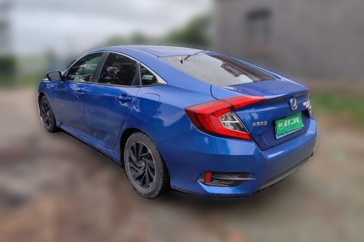 Used Honda Civic 2016 220TURBO Manual Luxury Edition Rear Left 45 Deg