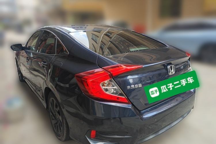 Used Honda Civic 2016 220TURBO CVT Luxury Edition Rear Left 45 Deg