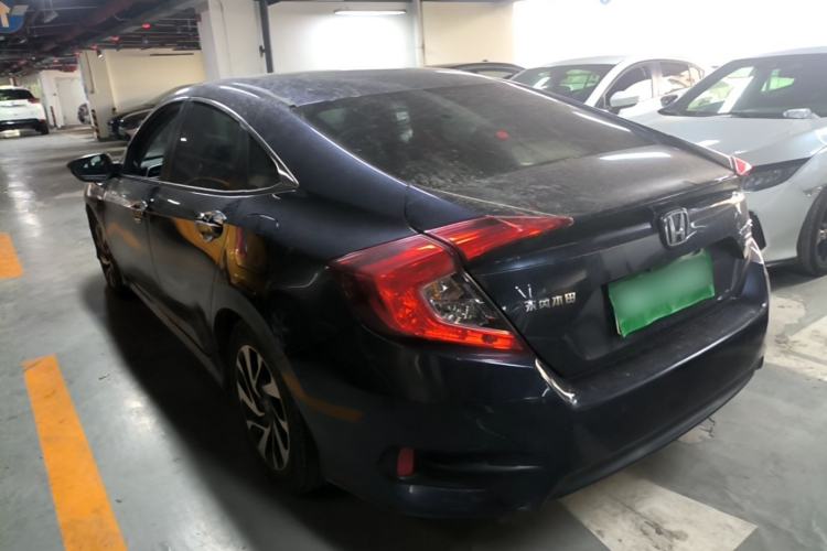 Used Honda Civic 2016 220TURBO Manual Luxury Edition Rear Left 45 Deg
