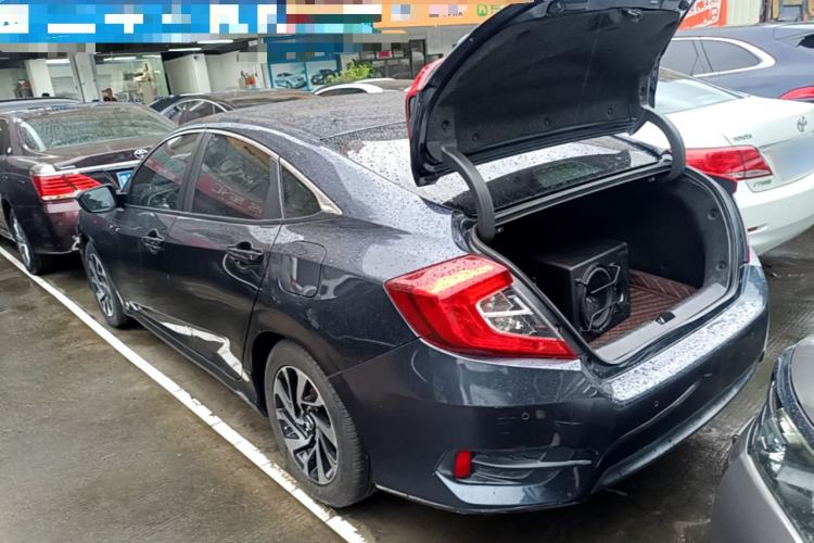 Used Honda Civic 2016 220TURBO CVT Luxury Edition Rear Left 45 Deg