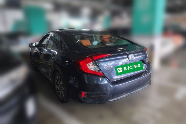 Used Honda Civic 2016 220TURBO CVT Luxury Edition Rear Left 45 Deg