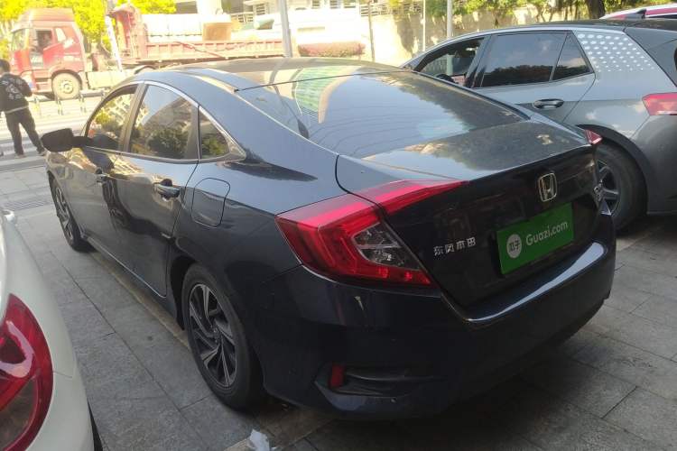 Used Honda Civic 2016 220TURBO CVT Luxury Edition Rear Left 45 Deg