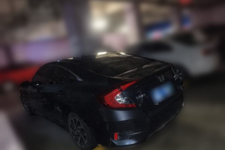Used Honda Civic 2016 220TURBO CVT Luxury Edition Rear Left 45 Deg