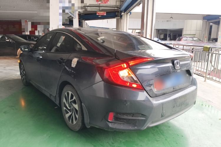 Used Honda Civic 2016 220TURBO CVT Luxury Edition Rear Left 45 Deg