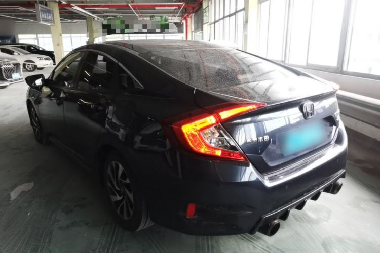 Used Honda Civic 2016 220TURBO CVT Luxury Edition Rear Left 45 Deg