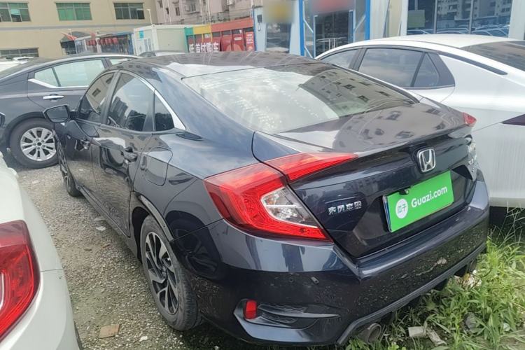 Used Honda Civic 2016 220TURBO CVT Luxury Edition Rear Left 45 Deg