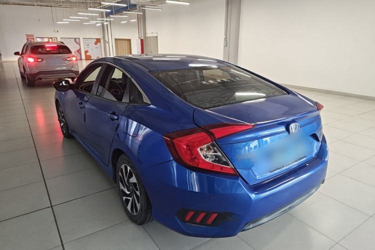 Used Honda Civic 2016 220TURBO CVT Luxury Edition Rear Left 45 Deg