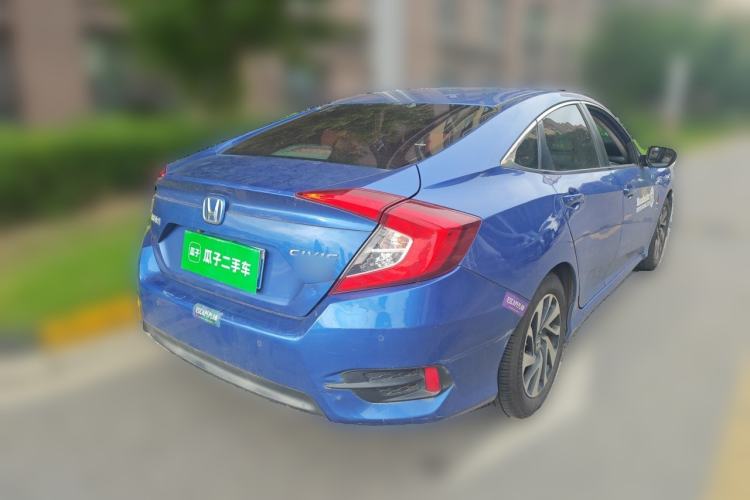 Used Honda Civic 2016 220TURBO CVT Luxury Edition Rear Right 45 Deg