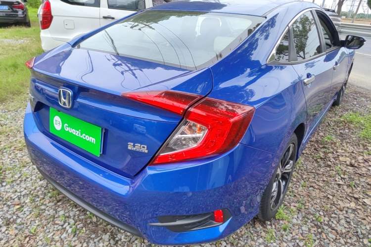 Used Honda Civic 2016 220TURBO CVT Prestige Edition Rear Right 45 Deg