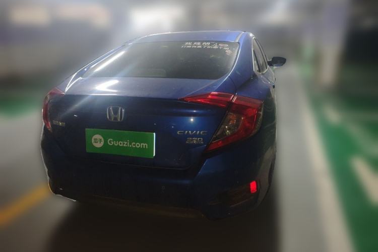 Used Honda Civic 2016 220TURBO CVT Luxury Edition Rear Right 45 Deg