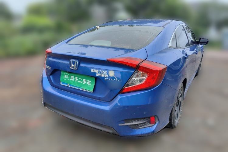 Used Honda Civic 2016 220TURBO Manual Luxury Edition Rear Right 45 Deg