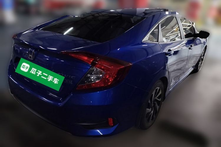 Used Honda Civic 2016 220TURBO CVT Luxury Edition Rear Right 45 Deg