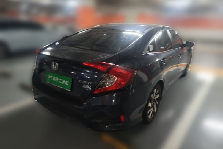 Used Honda Civic 2016 220TURBO CVT Luxury Edition Rear Right 45 Deg