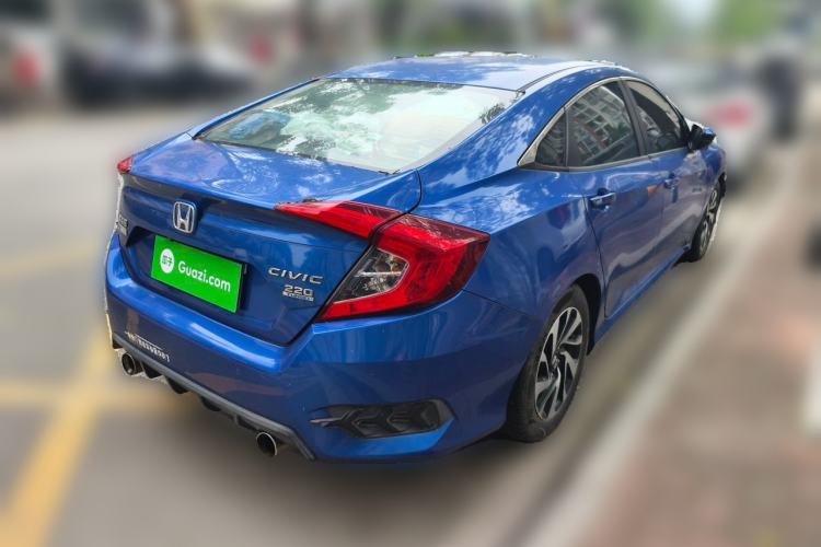 Used Honda Civic 2016 220TURBO CVT Luxury Edition Rear Right 45 Deg