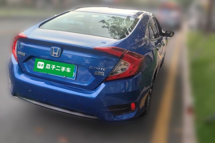 Used Honda Civic 2016 220TURBO CVT Luxury Edition Rear Right 45 Deg
