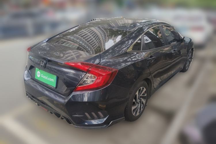 Used Honda Civic 2016 220TURBO CVT Luxury Edition Rear Right 45 Deg