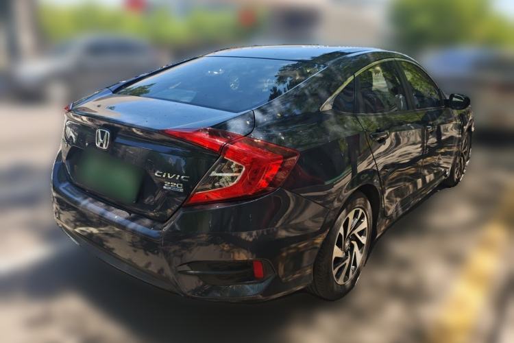 Used Honda Civic 2016 220TURBO CVT Luxury Edition Rear Right 45 Deg