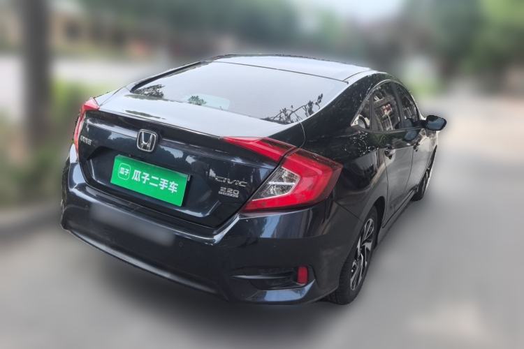 Used Honda Civic 2016 220TURBO CVT Luxury Edition Rear Right 45 Deg